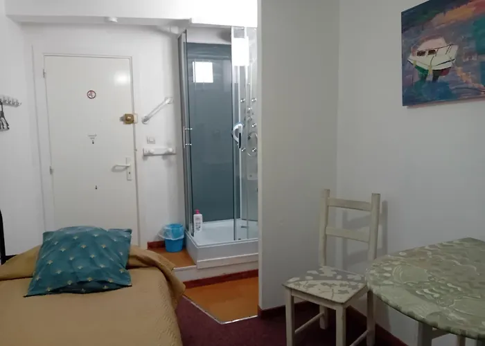 Guest house Gazelle And Art Gallery *