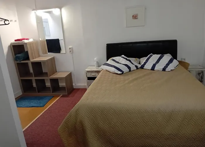 Gazelle And Art Gallery Guest house Ruffec (Charente)